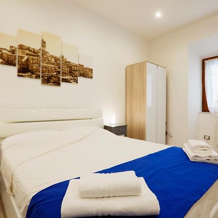 Sweetlittlehouse47 - Dentro Le Mura, Parcheggio Gratuito Siena Kültér fotó